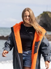 dryrobe Grey Advance Kids Long Sleeve Changing Robe - Image 1 of 3