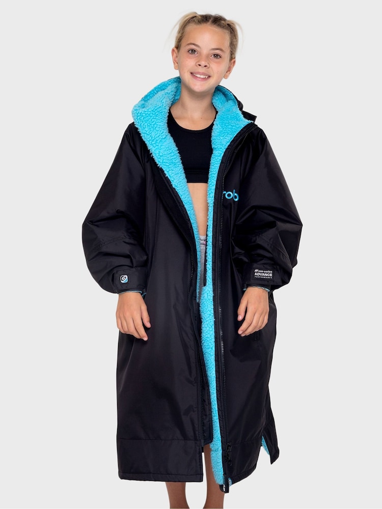 dryrobe Black Advance Kids Long Sleeve Changing Robe - Image 1 of 5