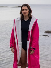 dryrobe Pink Advance Adult Long Sleeve Changing Robe - Image 1 of 13