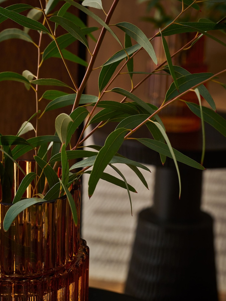 Amber Small Ribbed Glass Vase - Image 2 of 5 Amber Small Ribbed Glass Vase - Image 2 of 5