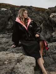 dryrobe Black Dark Advance Adult Long Sleeve Changing Robe - Image 2 of 13
