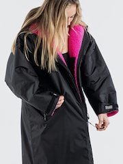 dryrobe Black Dark Advance Adult Long Sleeve Changing Robe - Image 4 of 13