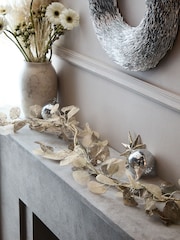 Champagne Gold Lit Leaf Christmas Garland - Image 3 of 4