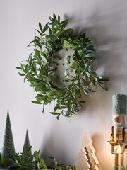 Green Eucalyptus Wreath - Image 2 of 4
