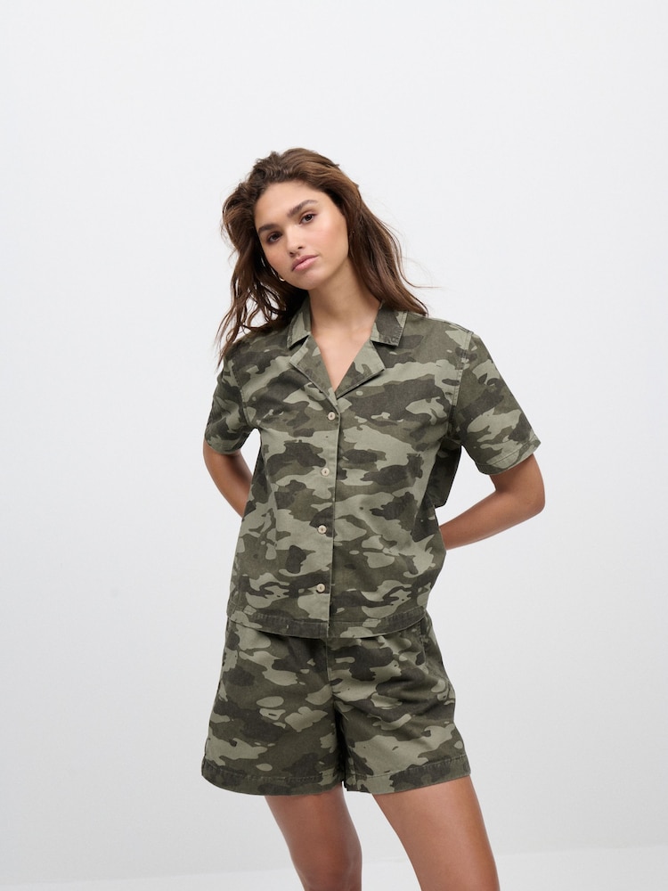Camouflage Short Sleeve Cropped Denim 100% Cotton Shirt - Image 2 of 8 Camouflage Short Sleeve Cropped Denim 100% Cotton Shirt - Image 2 of 8