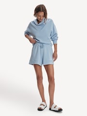 Varley Blue Atrium High Rise Shorts 4.5 - Image 4 of 6