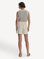 Varley Birch Mariya Easy Pleat 4.5 Shorts - Image 2 of 7