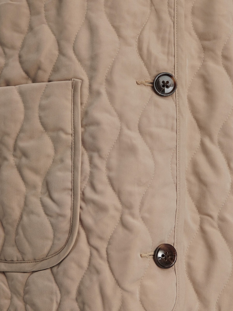 Varley Light Taupe Karla Quilted Gilet - Image 6 of 6