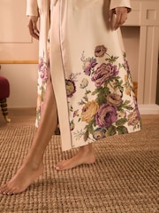 Laura Ashley Champagne Gold Uffington Roses Long Line Robe - Image 5 of 11