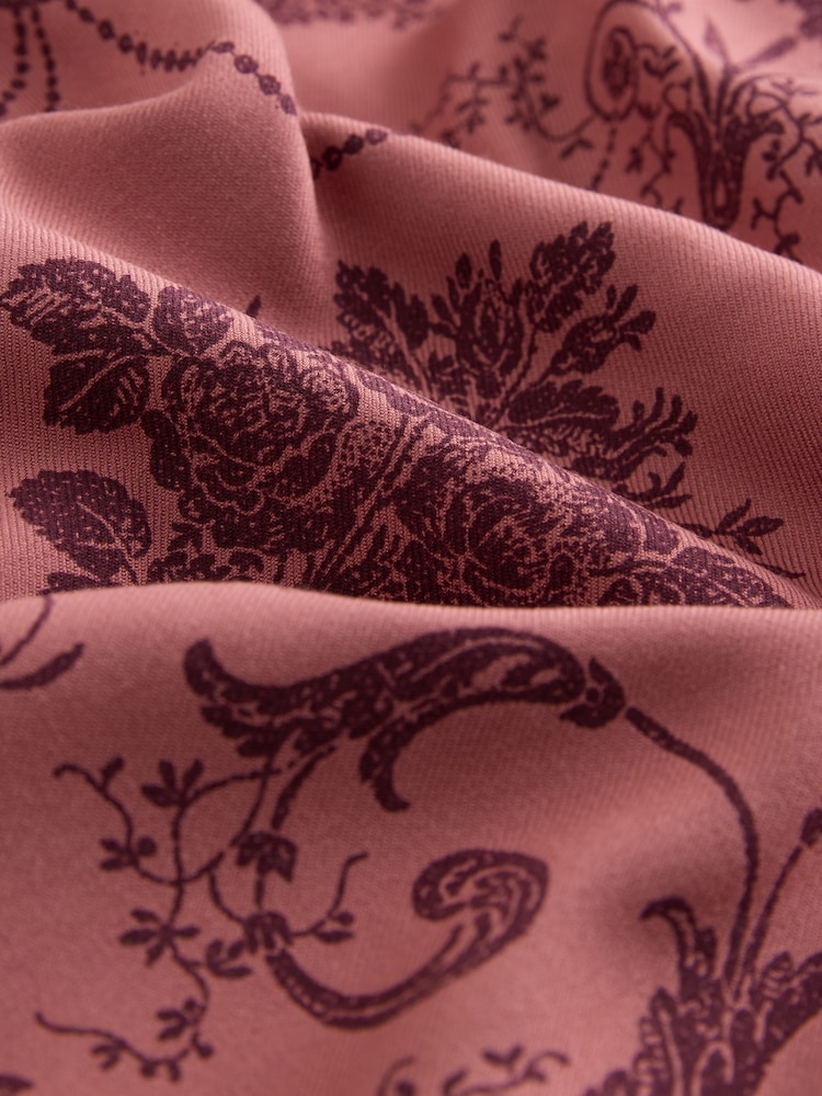 لون روزوود - طقم بيجامة Josette بأزرار كاملة من Laura Ashley - صورة 10 من 10