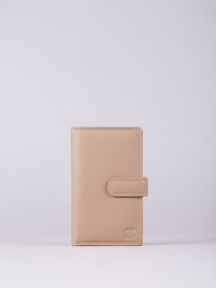 Lakeland Leather Camel Medium Tab Purse - Image 2 of 5 Lakeland Leather Camel Medium Tab Purse - Image 2 of 5