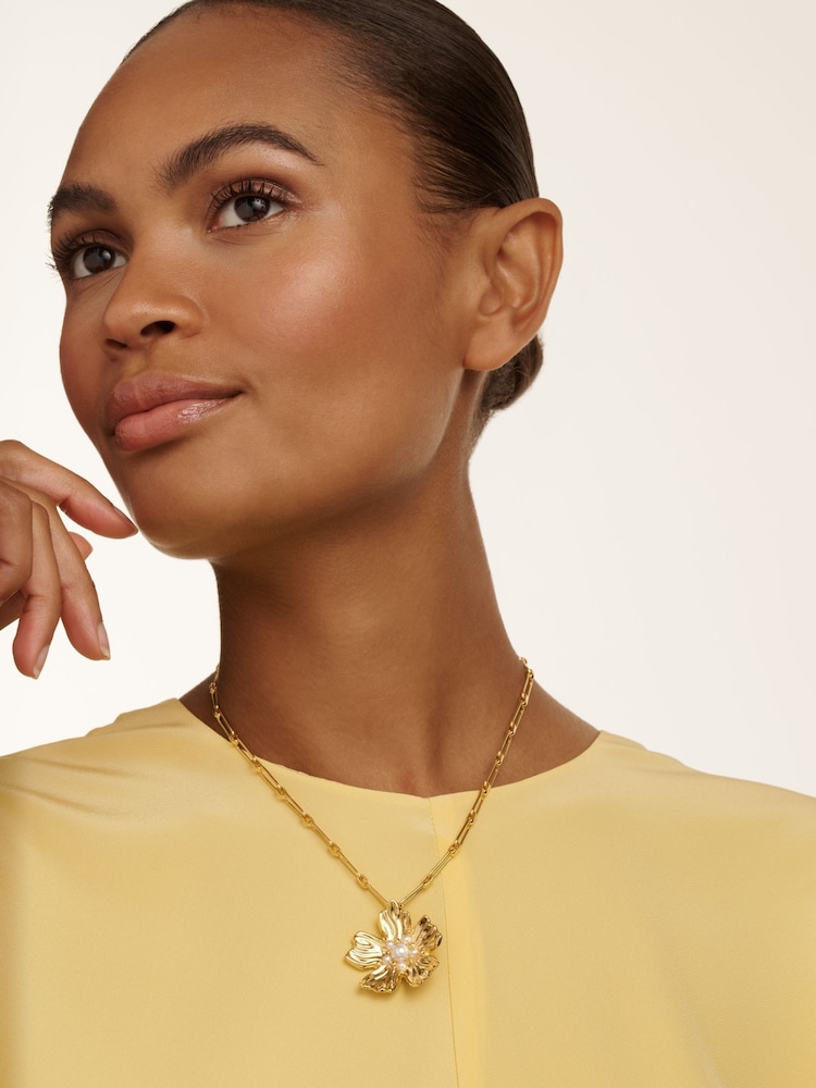 Ted Baker Gold Tone Pettaa: Flower Statement Necklace - Image 2 of 4