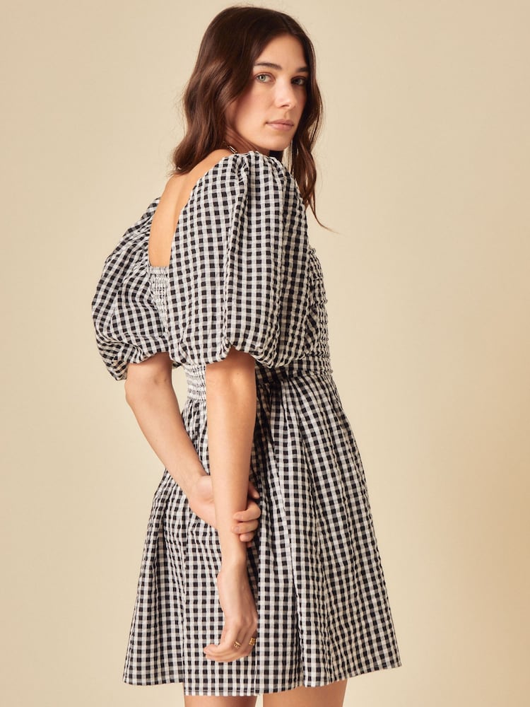 Vichykaros, schwarz - Nobody's Child Nova Square Neck Dress With Puff Sleeves - Bild 2 von 6 Vichykaros, schwarz - Nobody's Child Nova Square Neck Dress With Puff Sleeves - Bild 2 von 6
