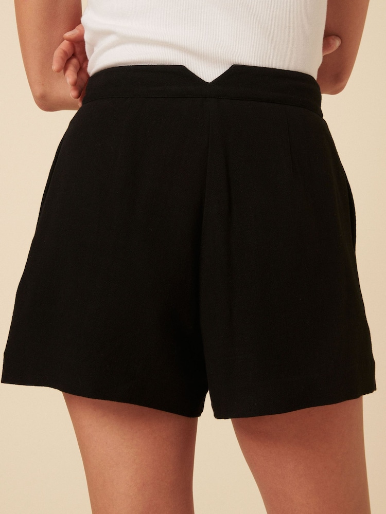 Nobodys Child Black Highwaisted Black Tailored Shorts - Image 4 of 4