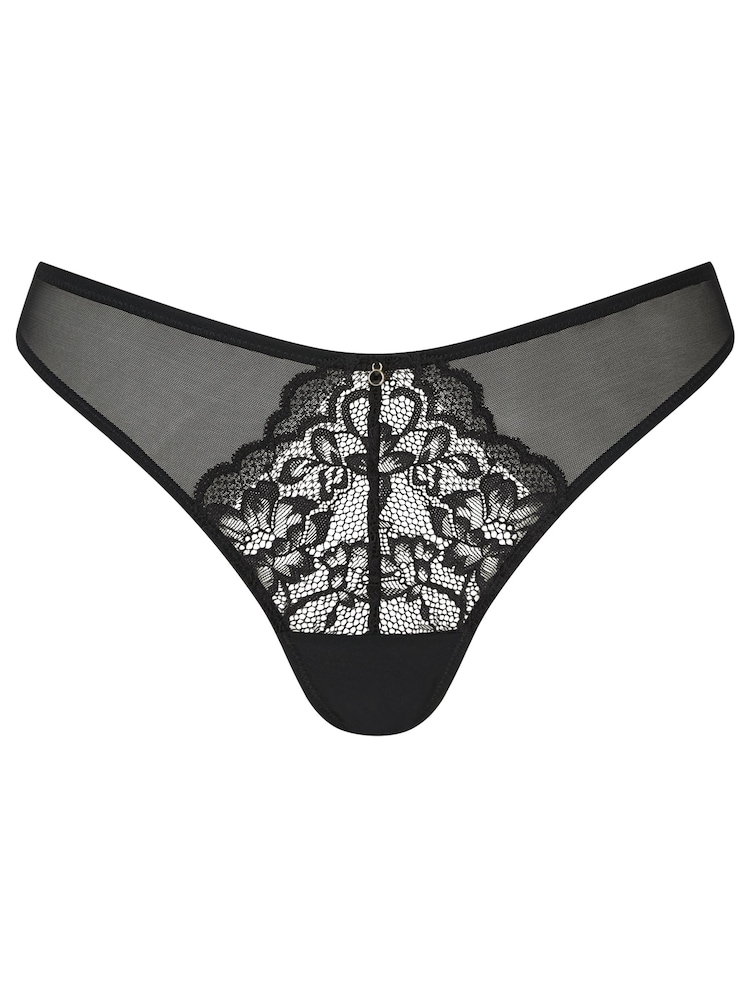 أسود - حزمة من 3 سراويل داخلية دانتيل بتصميم جذّاب من Ann Summers - Image 6 of 6 أسود - حزمة من 3 سراويل داخلية دانتيل بتصميم جذّاب من Ann Summers - Image 6 of 6