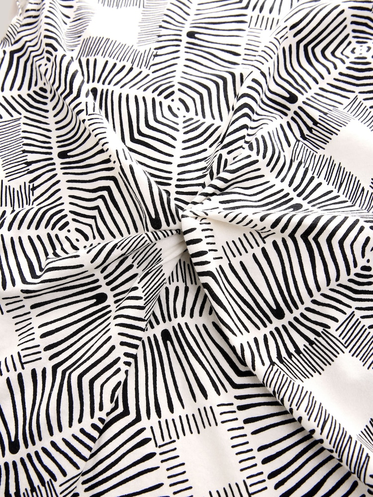 White/Black Twist Short Sleeved T-Shirt Summer Dress - Image 2 of 3