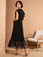 Love & Roses Black Lace Detail Pleated V-Neck Belted Midi Dress - Image 4 of 4
