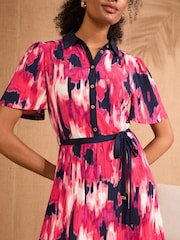 Love & Roses Pink Abstract Printed Jersey Midi Shirt Dress - Image 3 of 4