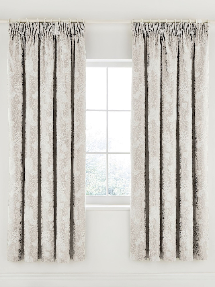 Sanderson Cashmere Ashbee Lined Curtains - Image 1 of 5