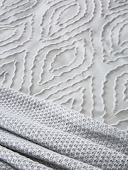 1951 Silver Gia Duvet Cover and Set - Image 4 of 4