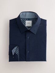 Azul marino - Corte estándar - Camisa con diseño texturizado y ribeteado de fácil cuidado - Imagen 1 de 3