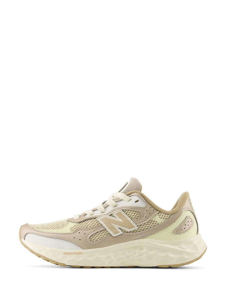 New Balance Beige Womens Fresh Foam Arishi V4 Trainers - Image 2 of 11