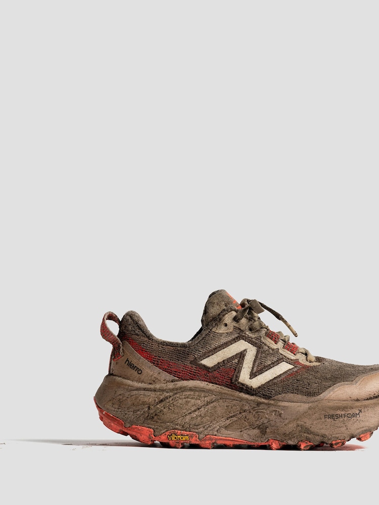 New Balance Natural/Coral Womens Fresh Foam X Hierro V9 Trainers - Image 2 of 5