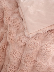 Light Pink Aspen Faux Fur Throw - Image 3 of 4