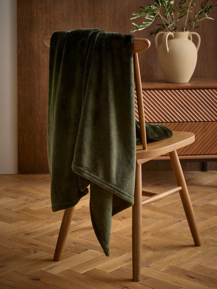 Dark Green Plush Fleece Throw - Image 2 of 4
