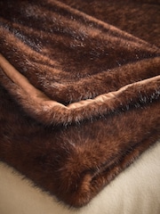 Brown Fox Faux Fur Throw - Image 3 of 4