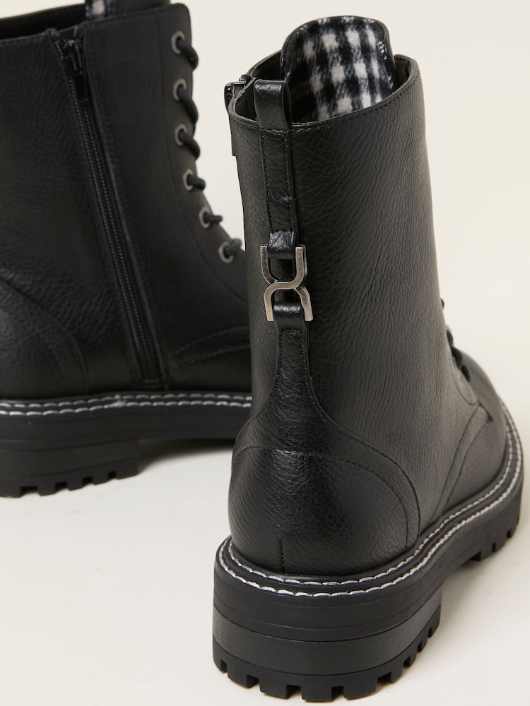 FatFace Violet Black Chunky PU Boot - Image 2 of 2 FatFace Violet Black Chunky PU Boot - Image 2 of 2