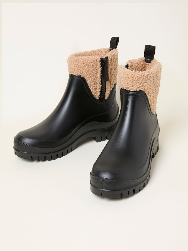 FatFace Black PVC Ankle Borg Welly - Image 3 of 3 FatFace Black PVC Ankle Borg Welly - Image 3 of 3