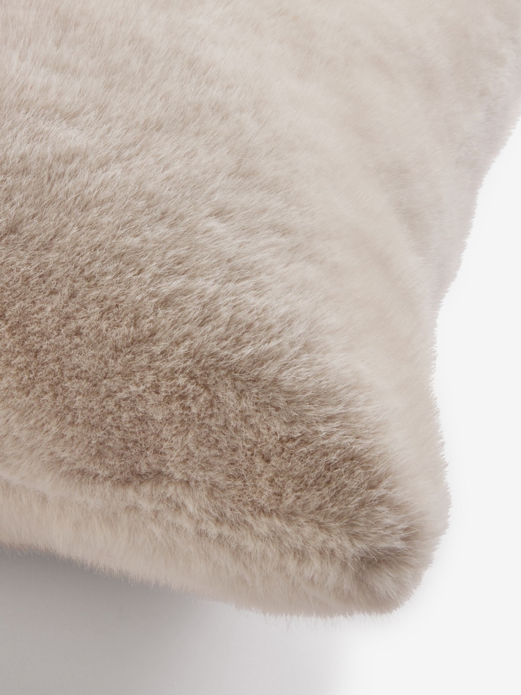 Ivory 40 x 59cm Cosy Plush Faux Fur Cushion - Image 5 of 5 Ivory 40 x 59cm Cosy Plush Faux Fur Cushion - Image 5 of 5