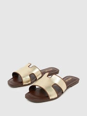 Schuh Tandra Leather Mule Sandals - Image 4 of 4