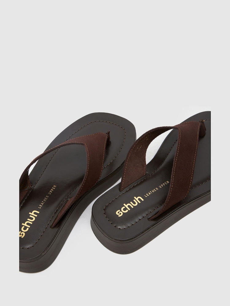 Schuh Tanisha Toe Post Black Sandals - Image 3 of 4
