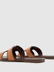 Schuh Tandra Leather Mule Sandals - Image 3 of 4