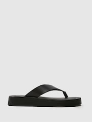 Черный - Schuh Tanisha Toe Post черный сандалии - Image 1 of 4