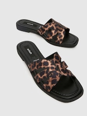 Schuh Trisha Flat Mule Black Sandals - Image 3 of 4