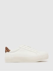 Schuh Мариэлла на толстой плоской платформе белых тренажеров - Image 1 of 4