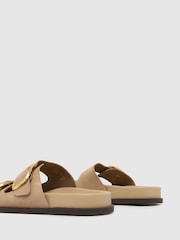Schuh Tylee Leather Buckle Footbead Beige Sandals - Image 3 of 4