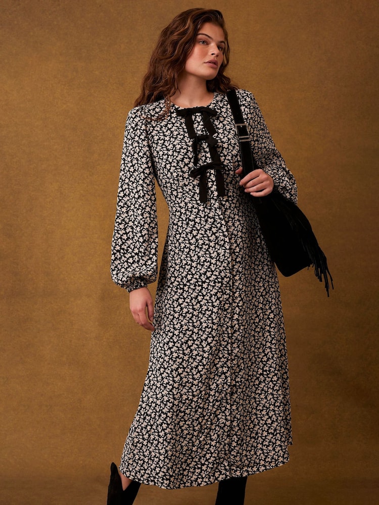 Mint Velvet Black Floral Print Midi Dress - Image 2 of 7 Mint Velvet Black Floral Print Midi Dress - Image 2 of 7