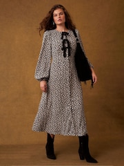 Mint Velvet Black Floral Print Midi Dress - Image 3 of 7