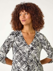 Roman Geometric Print Pleat Front Top - Imagen 4 de 5