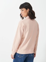 وردي فاتح - Crew Clothing Pigment Dyed Rugby Sweatshirt - صورة 2 من 5