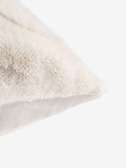 Ivory 50 x 50cm Tiger Cut Faux Fur Cushion - Image 3 of 5