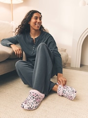 Verde caqui - Pantuflas tipo zuecos con forro de piel sintética para mujer - Imagen 2 de 8