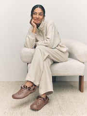 Camel Womens Faux Fur Lined Clogs Slippers - Image 2 of 9