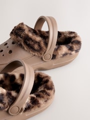 Camel Womens Faux Fur Lined Clogs Slippers - Image 9 of 9