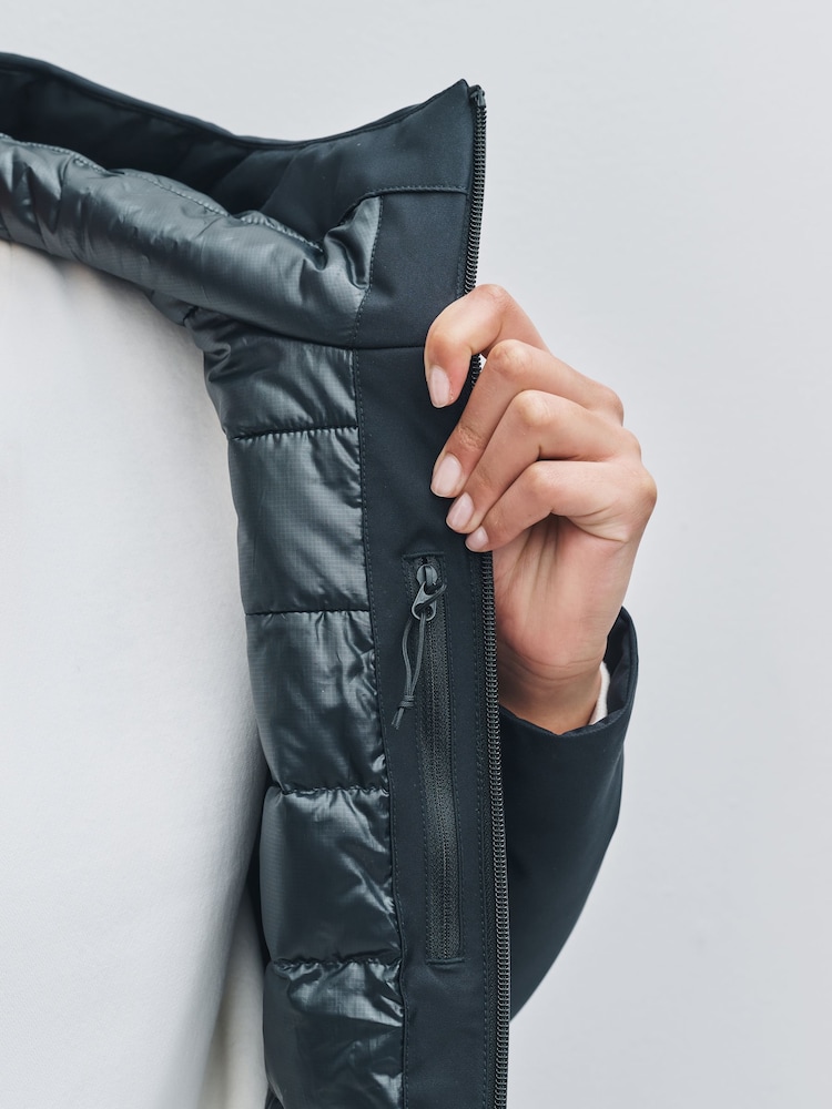 The North Face Black Mountain Range Down Hooded Jacket - Image 7 of 7