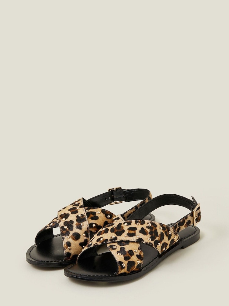 Accessorize Leopard Print Cross Strap Leather Sandals - Bild 2 von 3